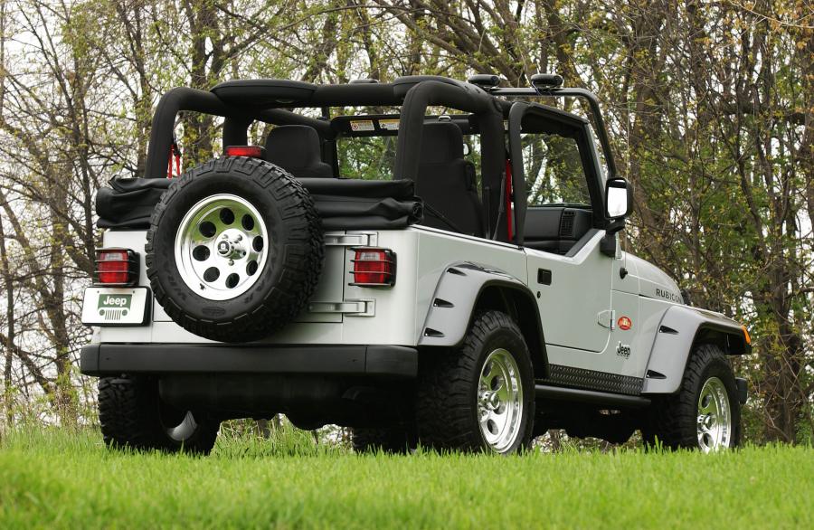  Jeep Wrangler Rubicon 2003 года  (фото 24 из 59)